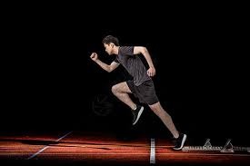 喝大了？美媒逆天交易模拟：独行侠弗拉格克莱PJ换布克+三首轮